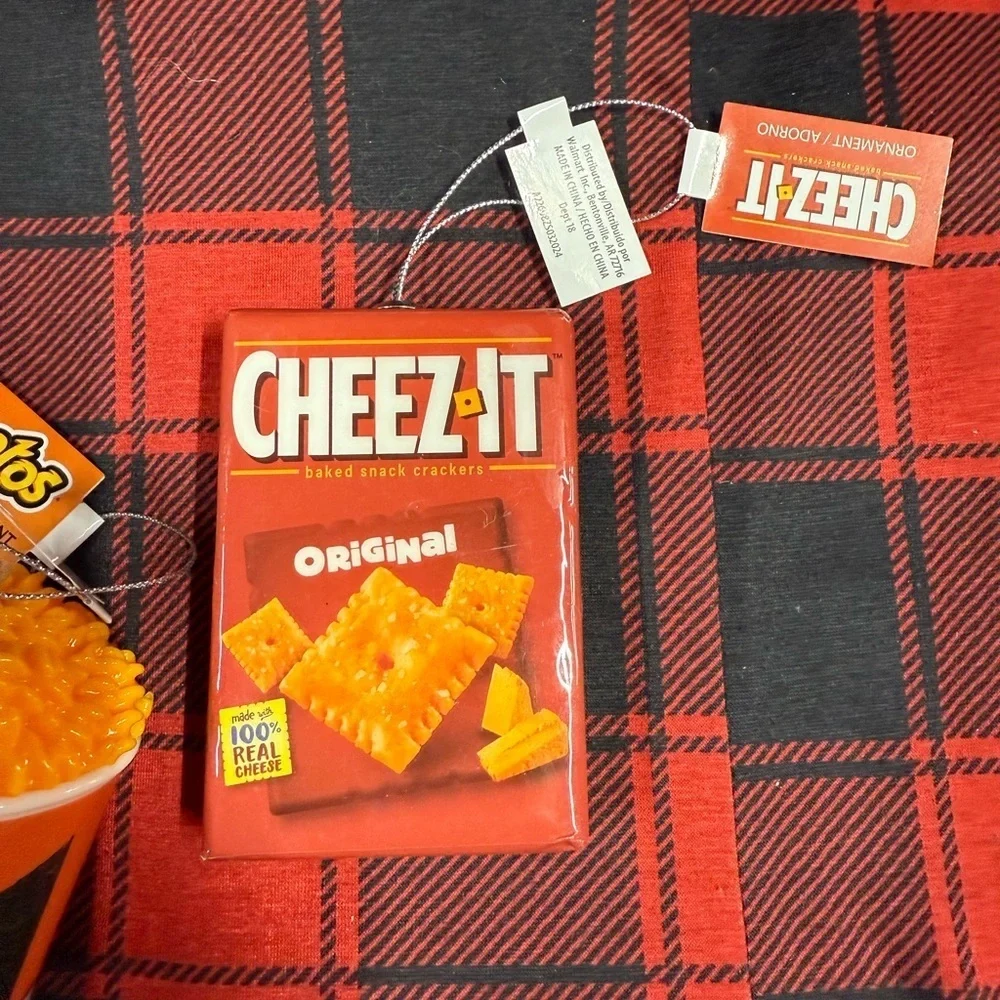 Orange Crunchy Cheeto’s and Cheez Holiday Christmas Ornaments Brand New Set of 3